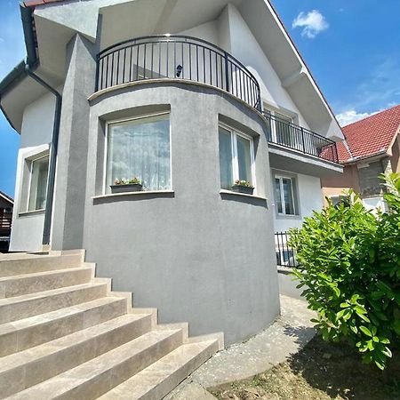 Anca'S Home Oradea Eksteriør bilde