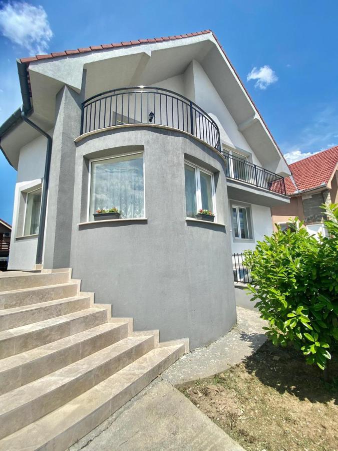 Anca'S Home Oradea Eksteriør bilde